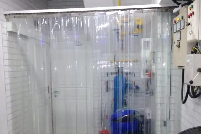strip curtain